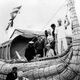 Imagen: Genovés y Heyerdahl en el RA. AP